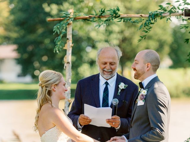Rob and Caroline&apos;s wedding in Chatham-Kent, Ontario 33