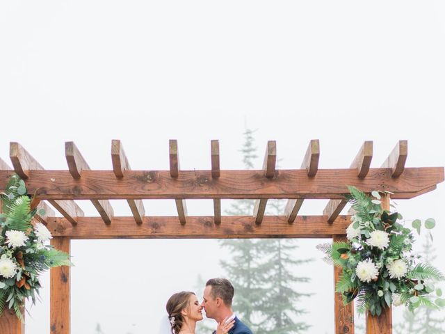 Caleub and Sarah&apos;s wedding in Courtenay, British Columbia 22