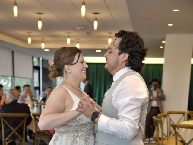 Andres and Alyssa's wedding in Edmonton, Alberta 16