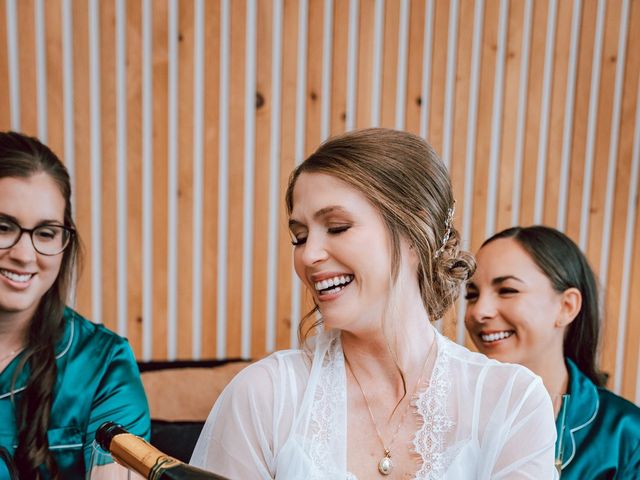 Isac and Stacy's wedding in Sorel-Tracy, Quebec 21