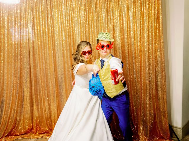 Brady and Lauren&apos;s wedding in Niagara Falls, Ontario 12