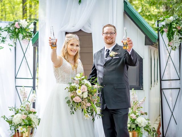 Keegan and Kelly&apos;s wedding in Owen Sound, Ontario 4
