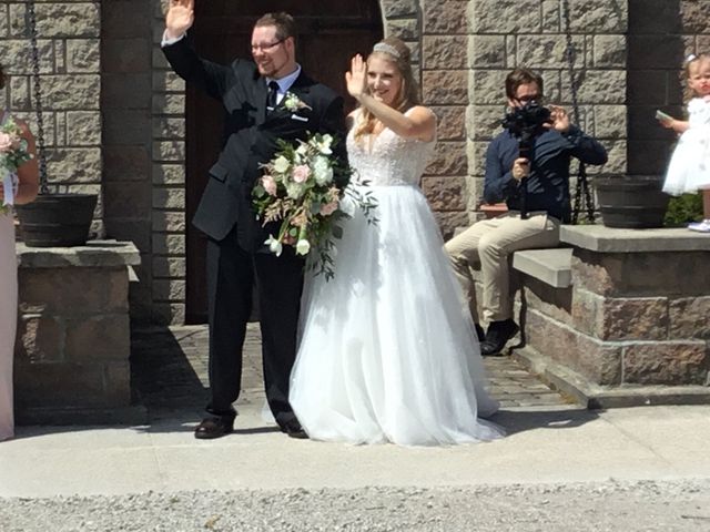 Keegan and Kelly&apos;s wedding in Owen Sound, Ontario 7