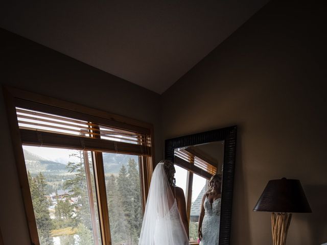 Ryan and Kayla&apos;s wedding in Canmore, Alberta 31