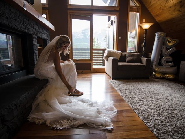 Ryan and Kayla&apos;s wedding in Canmore, Alberta 35