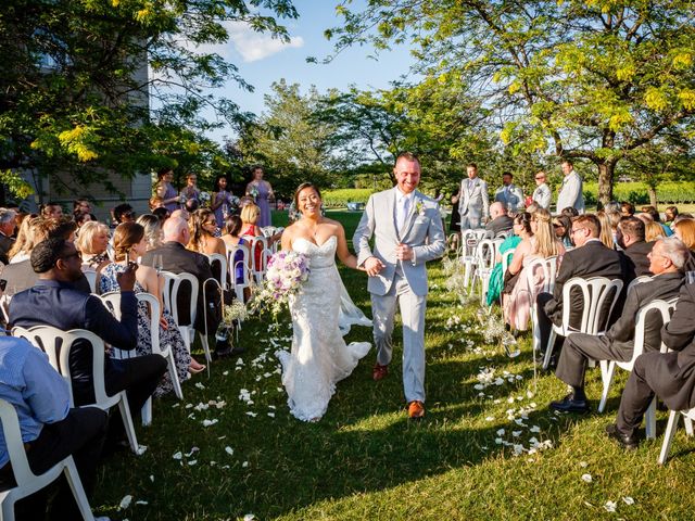 Shawn and Kristen&apos;s wedding in Niagara on the Lake, Ontario 27