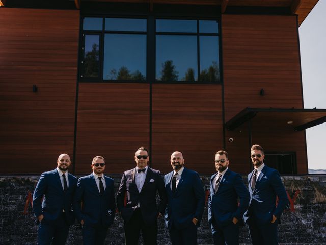 Jim and Jen's wedding in Penticton, British Columbia 4