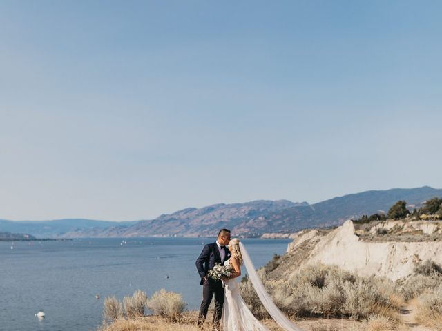 Jim and Jen's wedding in Penticton, British Columbia 10