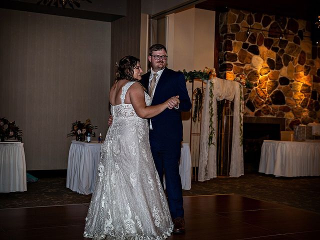 Ryan and Kelsey&apos;s wedding in Regina, Saskatchewan 36