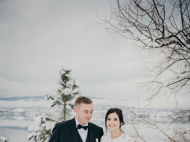 Connor and Janessa&apos;s wedding in Kelowna, British Columbia 65