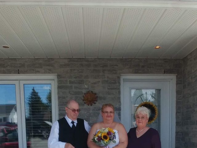 George and Natalie&apos;s wedding in Sudbury, Ontario 16