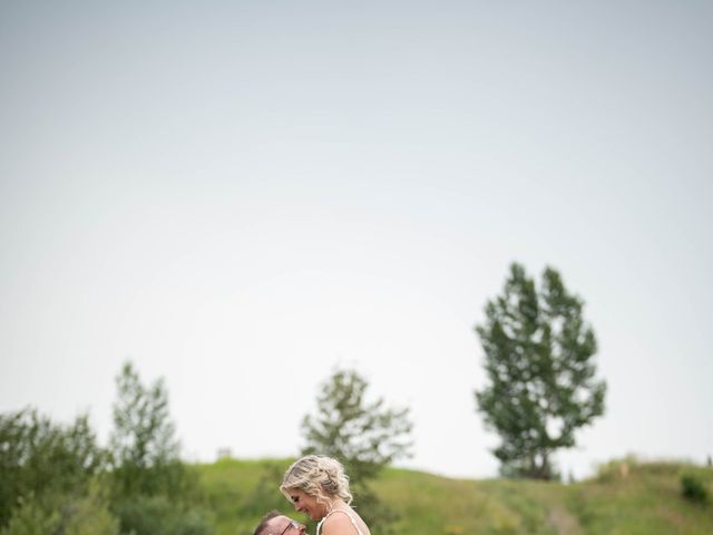 Dustin and Melissa&apos;s wedding in Black Diamond, Alberta 17