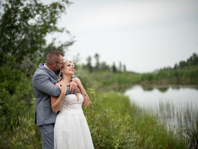 Dustin and Melissa&apos;s wedding in Black Diamond, Alberta 20