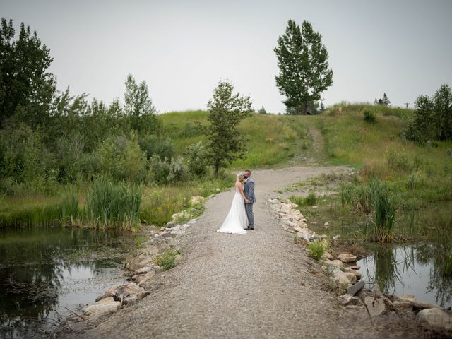 Dustin and Melissa&apos;s wedding in Black Diamond, Alberta 24