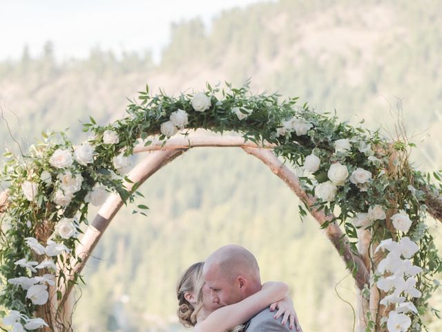 Aaron and Nicole&apos;s wedding in Egmont, British Columbia 40