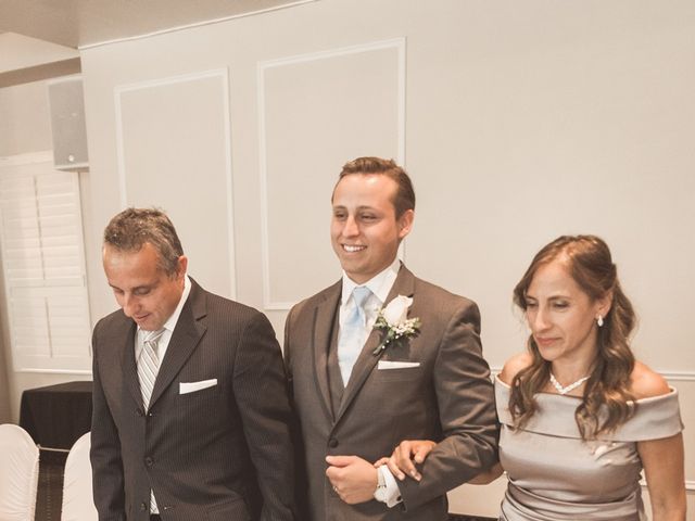 Juan and Stefania&apos;s wedding in Burlington, Ontario 45