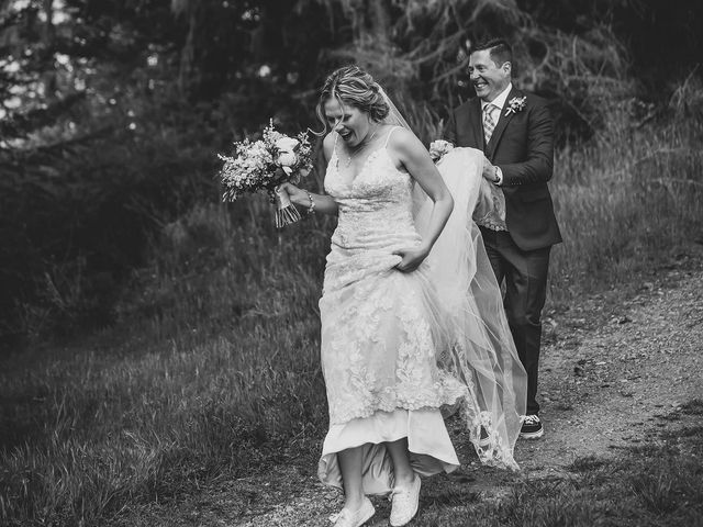 Dan and Autumn&apos;s wedding in Sooke, British Columbia 15