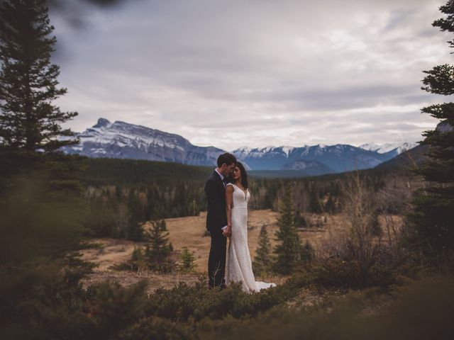Mike and Vanessa&apos;s wedding in Banff, Alberta 34