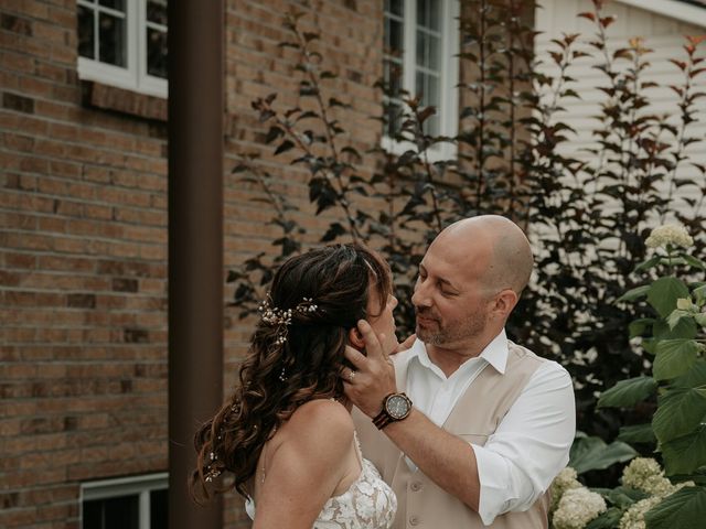 Pascal and Christiane&apos;s wedding in Saint-Eustache, Quebec 6