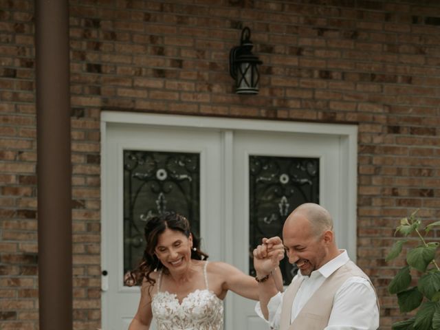 Pascal and Christiane&apos;s wedding in Saint-Eustache, Quebec 7