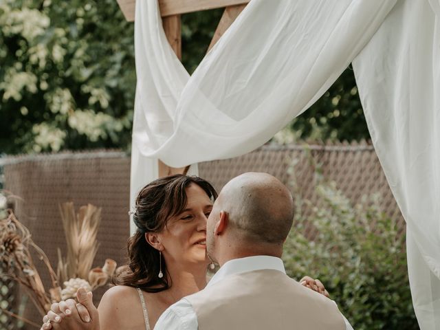 Pascal and Christiane&apos;s wedding in Saint-Eustache, Quebec 11
