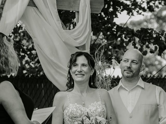 Pascal and Christiane&apos;s wedding in Saint-Eustache, Quebec 15