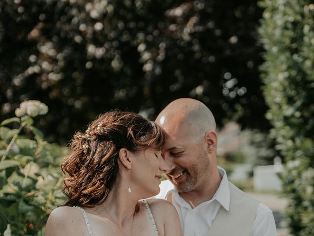 Pascal and Christiane&apos;s wedding in Saint-Eustache, Quebec 18
