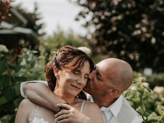 Pascal and Christiane&apos;s wedding in Saint-Eustache, Quebec 21