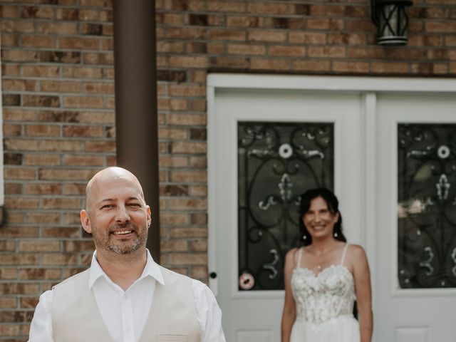 Pascal and Christiane&apos;s wedding in Saint-Eustache, Quebec 26