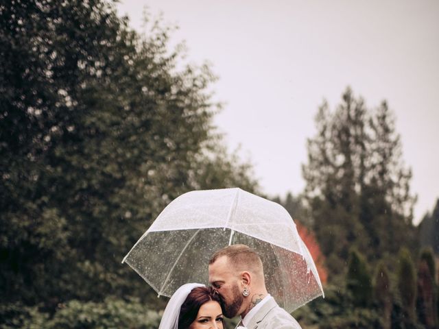 Rob and Alyssha&apos;s wedding in Vancouver Island, British Columbia 28