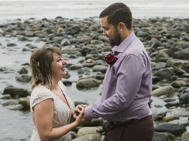Lukas and Cassandra&apos;s wedding in Port Renfrew, British Columbia 19