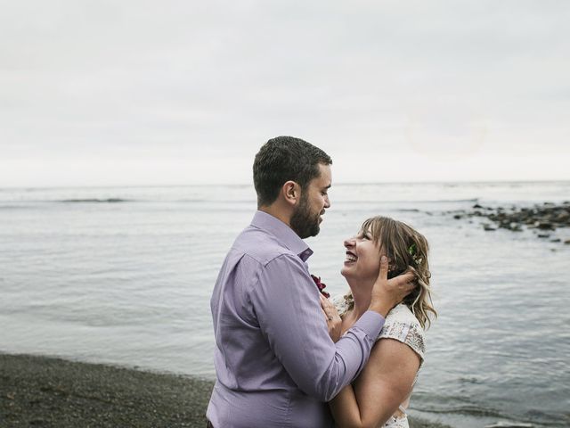 Lukas and Cassandra&apos;s wedding in Port Renfrew, British Columbia 30