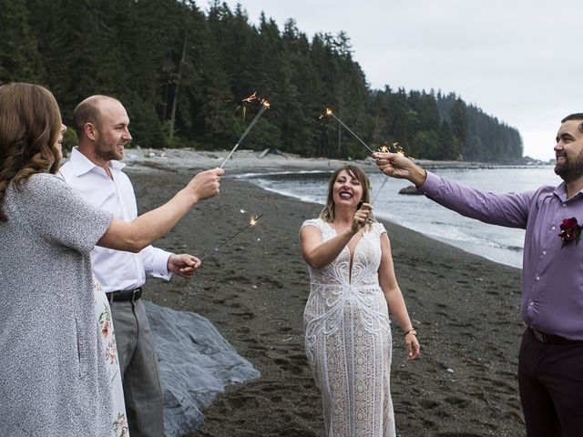 Lukas and Cassandra&apos;s wedding in Port Renfrew, British Columbia 36