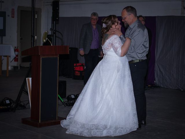 Scott and Leanne&apos;s wedding in Calgary, Alberta 200