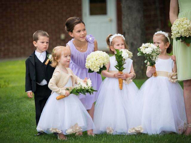 Taha and Dionne&apos;s wedding in Caledon, Ontario 41