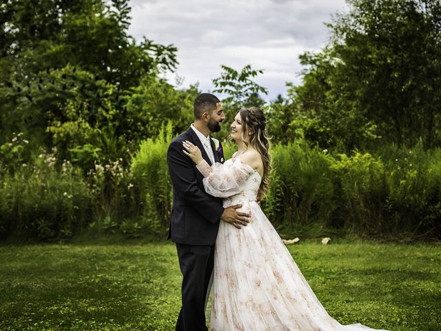 Ashley and Nick&apos;s wedding in Ingersoll, Ontario 11