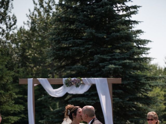Darryn and Jennifer&apos;s wedding in Edmonton, Alberta 24