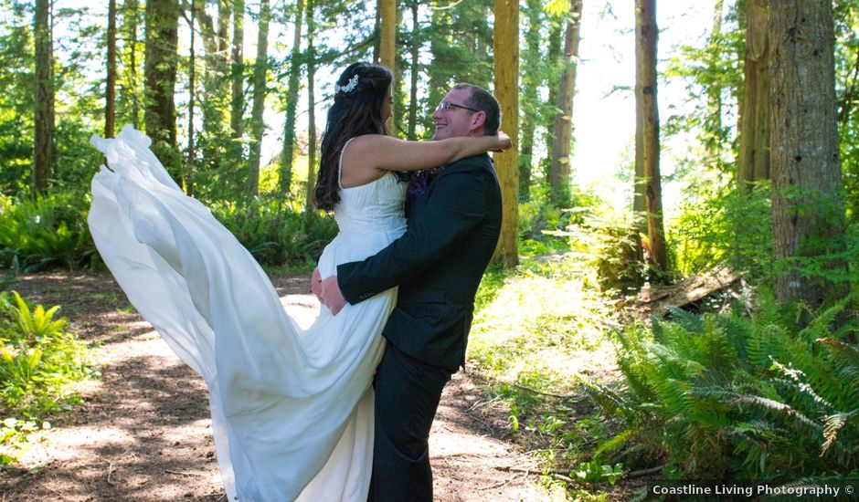 Gary and Liz's wedding in Sooke, British Columbia