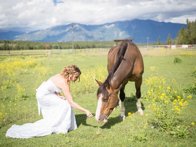 Rein and Lynn&apos;s wedding in Ta Ta Creek, British Columbia 177