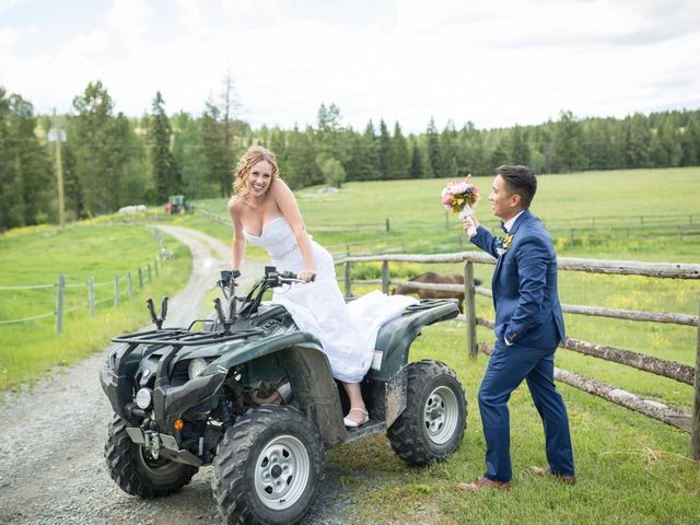 Rein and Lynn&apos;s wedding in Ta Ta Creek, British Columbia 183