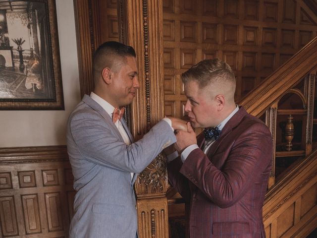 Dominic and Jamie&apos;s wedding in Toronto, Ontario 27