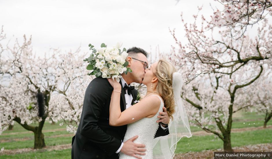 Matt and Leanne's wedding in Hamilton, Ontario