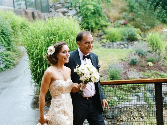 Jason and Suna&apos;s wedding in Madeira Park, British Columbia 15