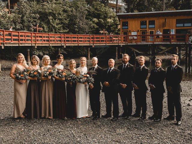 Rachael and Mark&apos;s wedding in Victoria, British Columbia 35