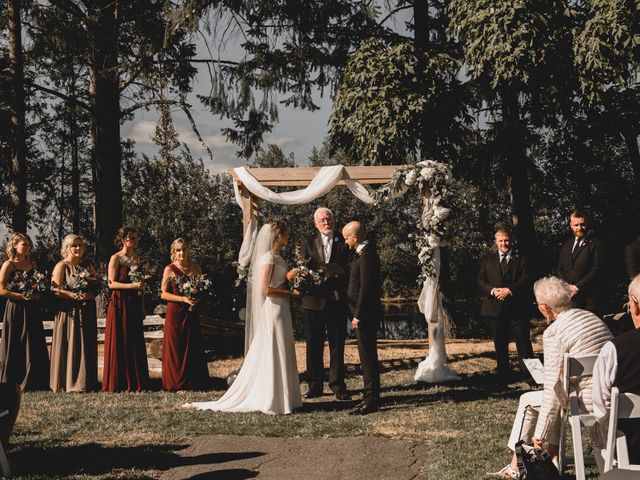 Rachael and Mark&apos;s wedding in Victoria, British Columbia 65