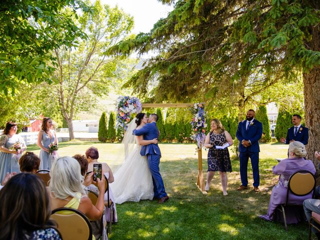 Jessica and Lino&apos;s wedding in Merritt, British Columbia 37