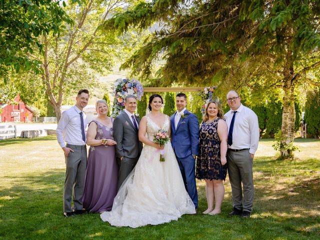 Jessica and Lino&apos;s wedding in Merritt, British Columbia 44