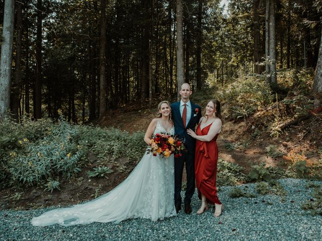 Yari and Nicole's wedding in Hope, British Columbia 7
