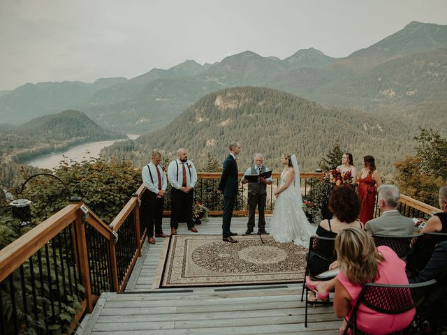 Yari and Nicole's wedding in Hope, British Columbia 16