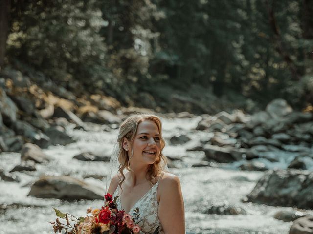 Yari and Nicole's wedding in Hope, British Columbia 20
